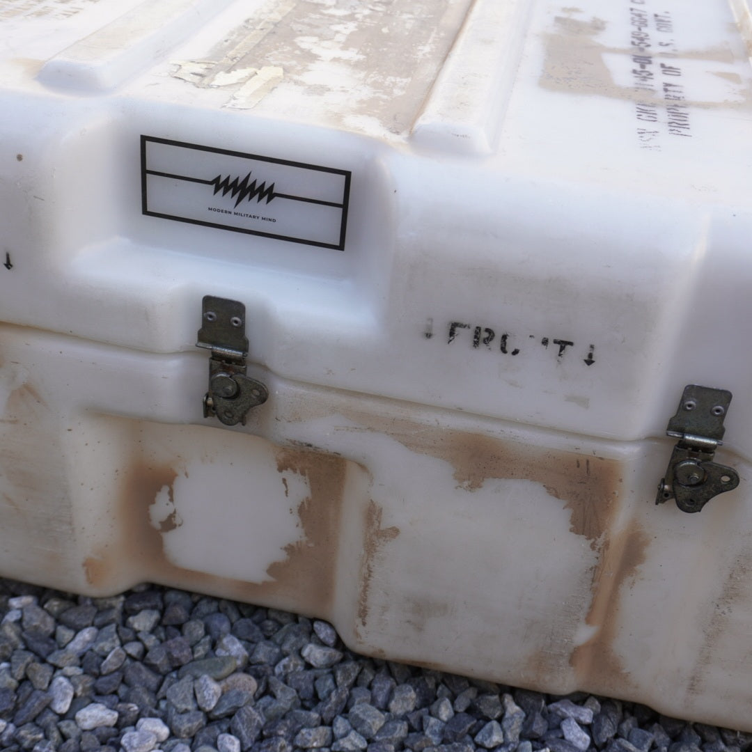 Military Surplus Box WHITE アメリカ海軍放出品