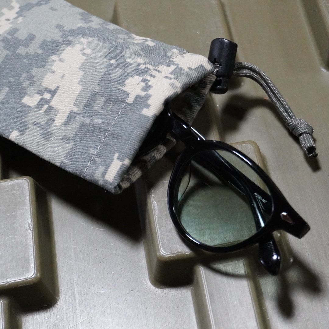 MMM. Mission Clutch Bag ACU×Beige Cowhide