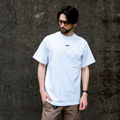 MMM.  7.5oz  MAX HEAVY WEIGHT EMB Tee